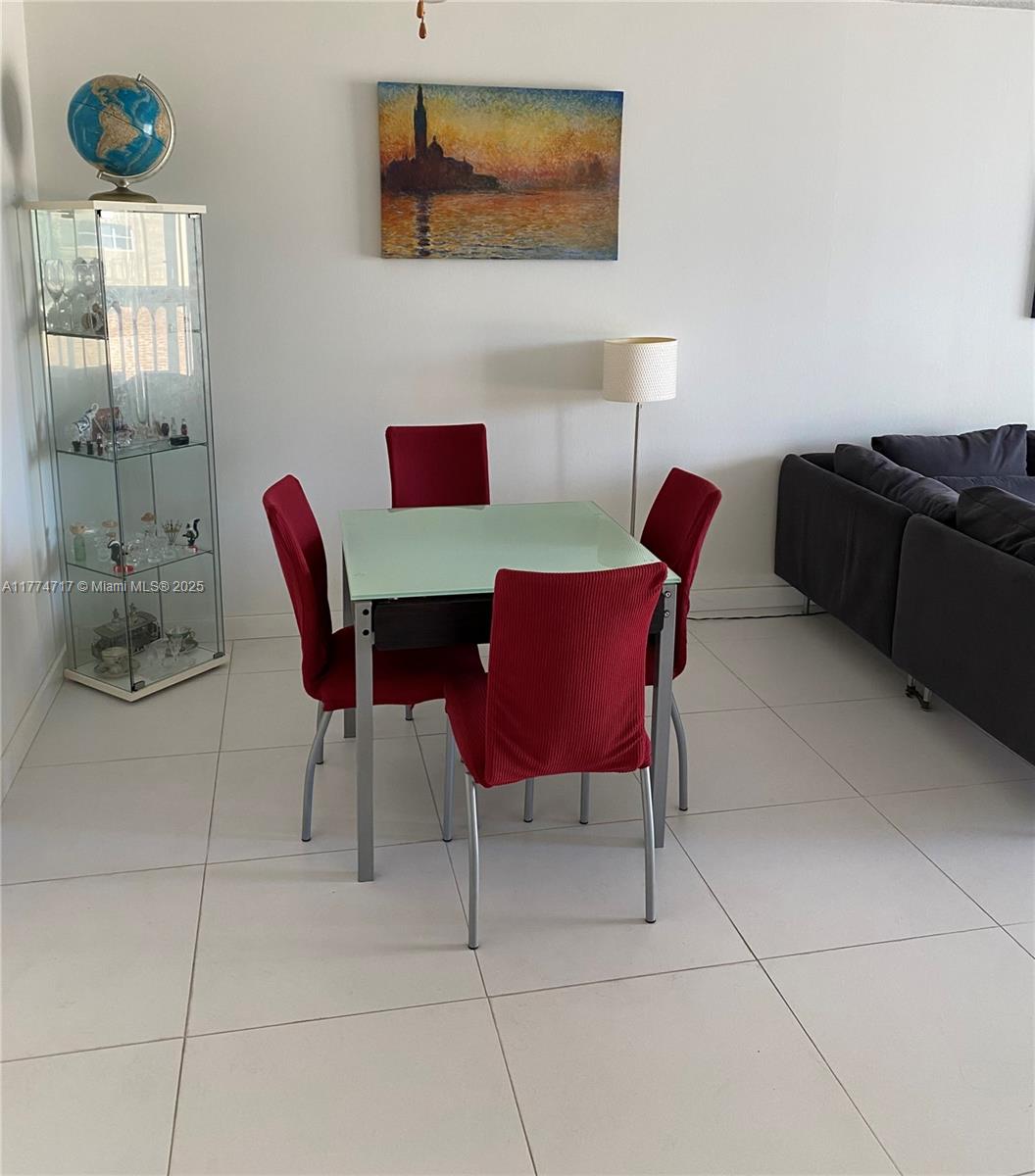 MEADOWBROOK TOWERS CONDO - Residential