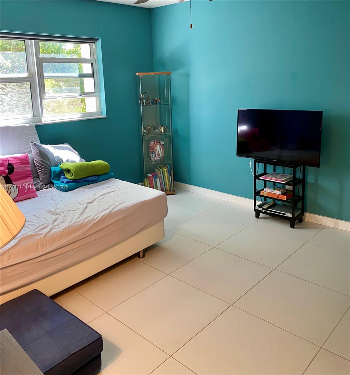 MEADOWBROOK TOWERS CONDO - Residential