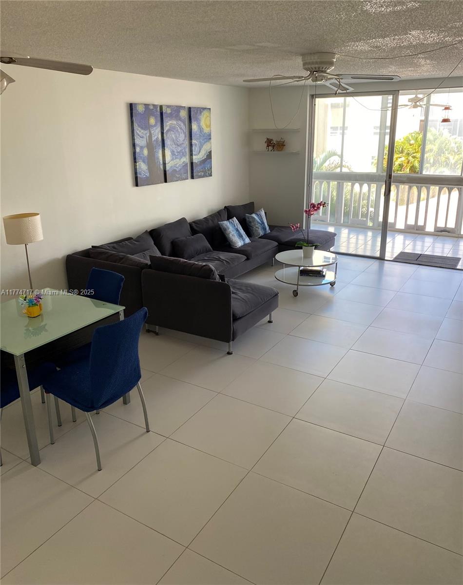 MEADOWBROOK TOWERS CONDO - Residential