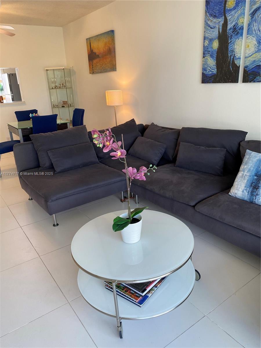 MEADOWBROOK TOWERS CONDO - Residential