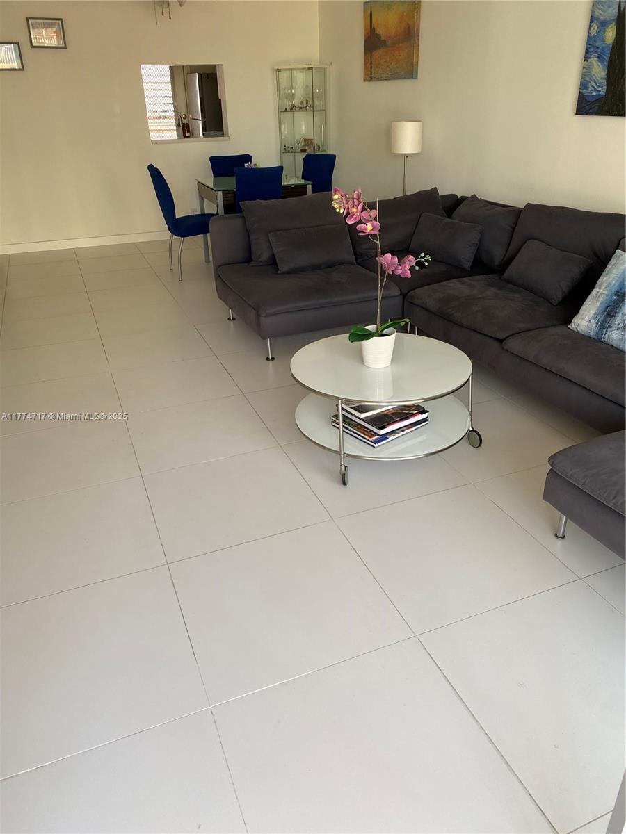 MEADOWBROOK TOWERS CONDO - Residential