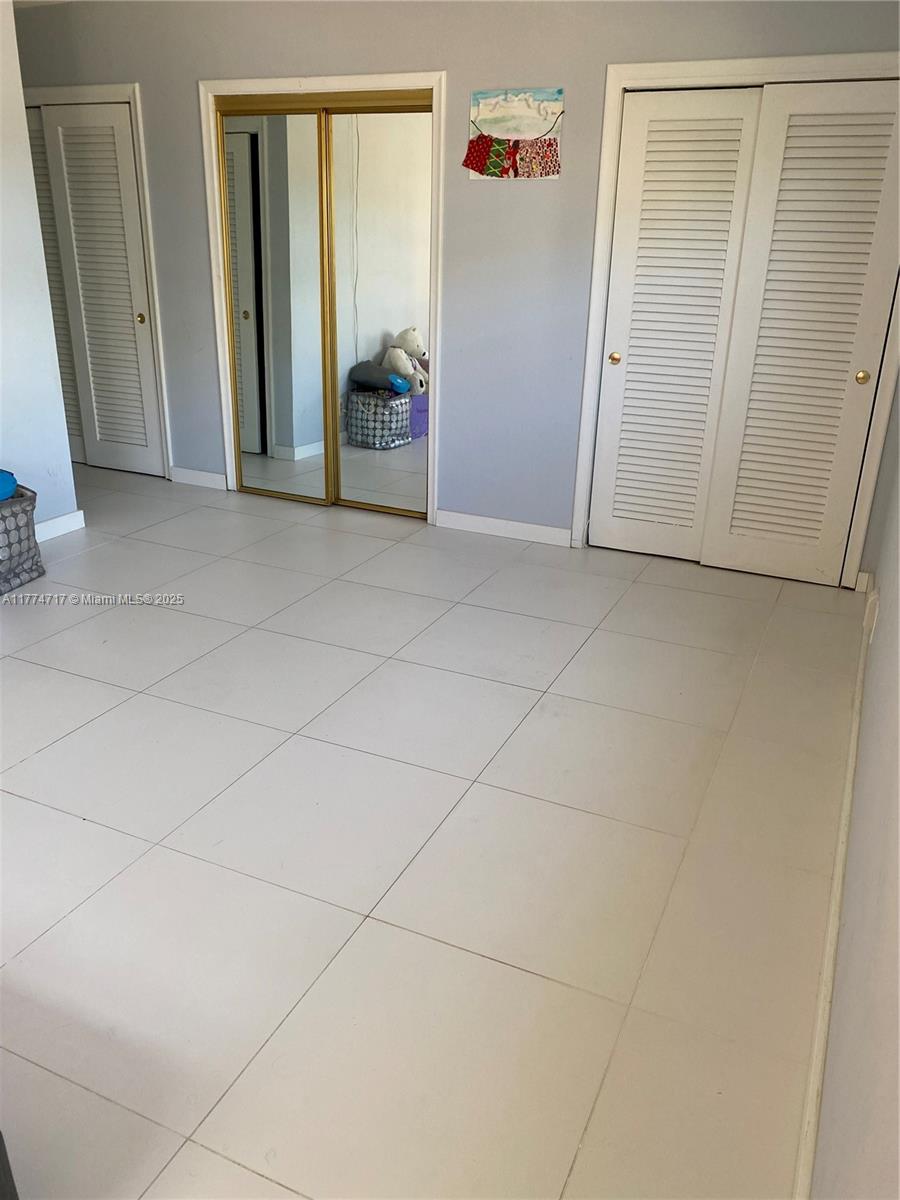MEADOWBROOK TOWERS CONDO - Residential