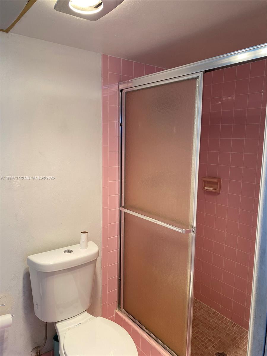 MEADOWBROOK TOWERS CONDO - Residential