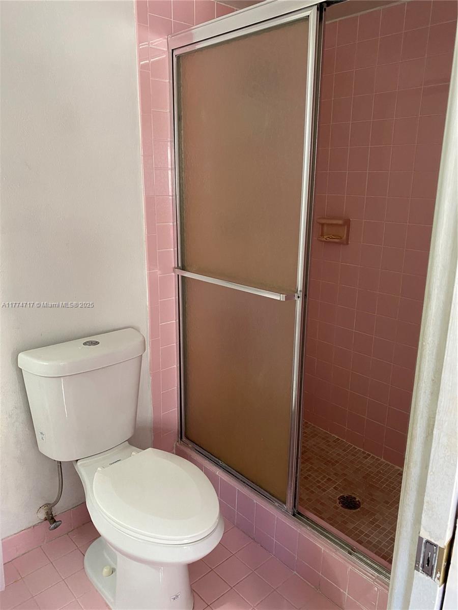 MEADOWBROOK TOWERS CONDO - Residential