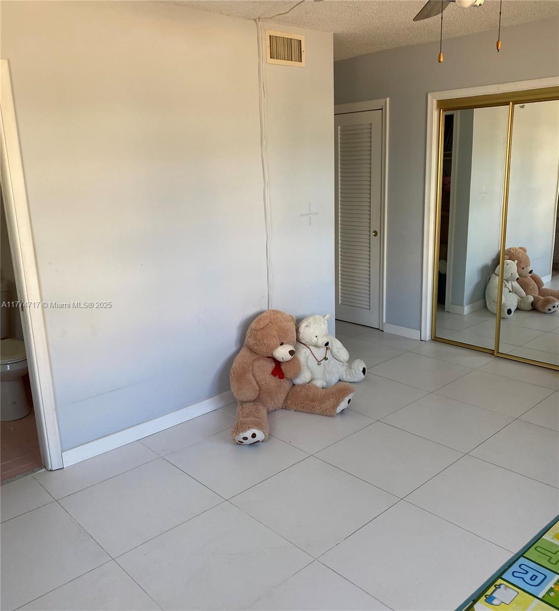 MEADOWBROOK TOWERS CONDO - Residential