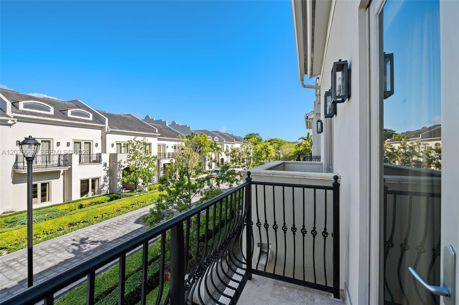 OAK LANE - Residential