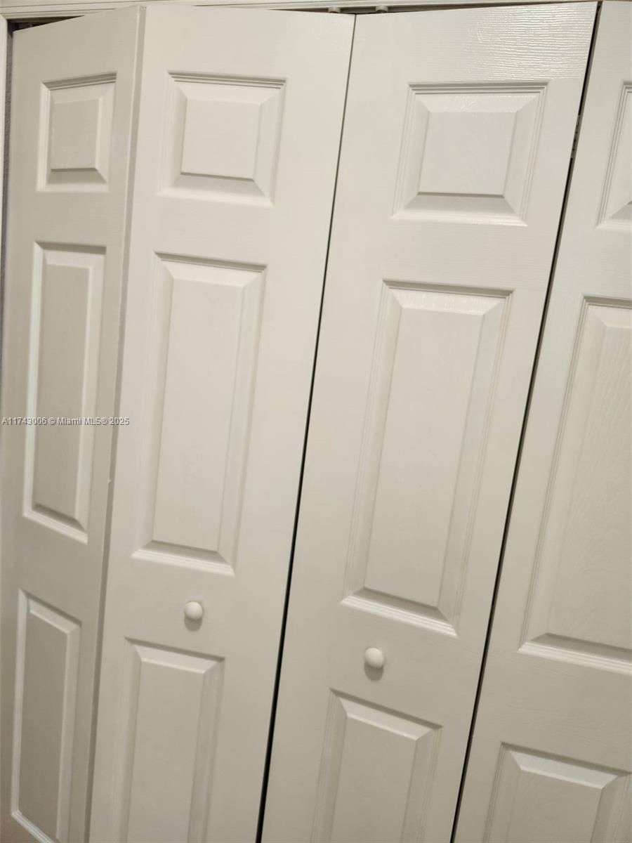 KENDALL BREEZE - Residential