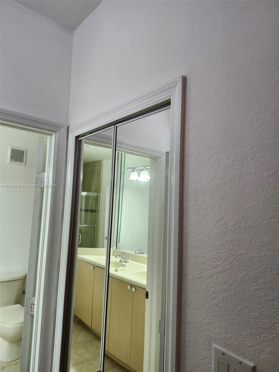 KENDALL BREEZE - Residential