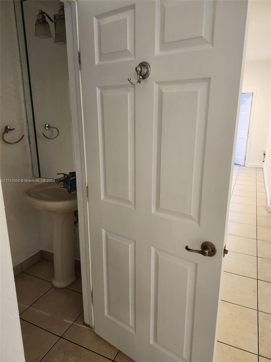 KENDALL BREEZE - Residential