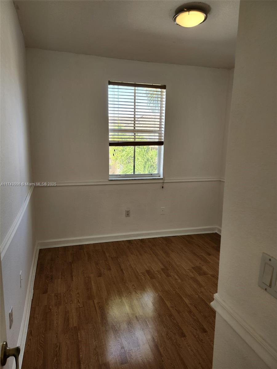 KENDALL BREEZE - Residential