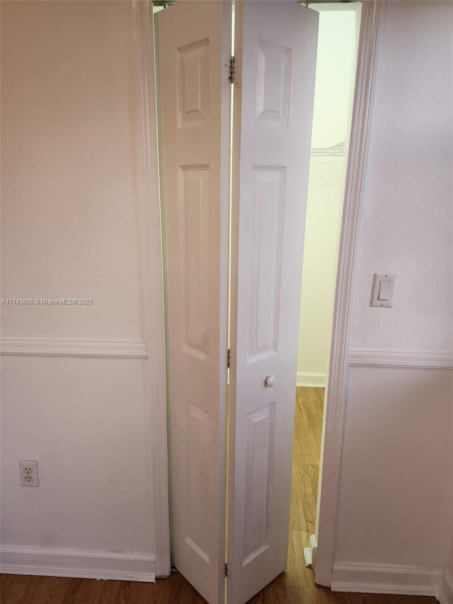 KENDALL BREEZE - Residential