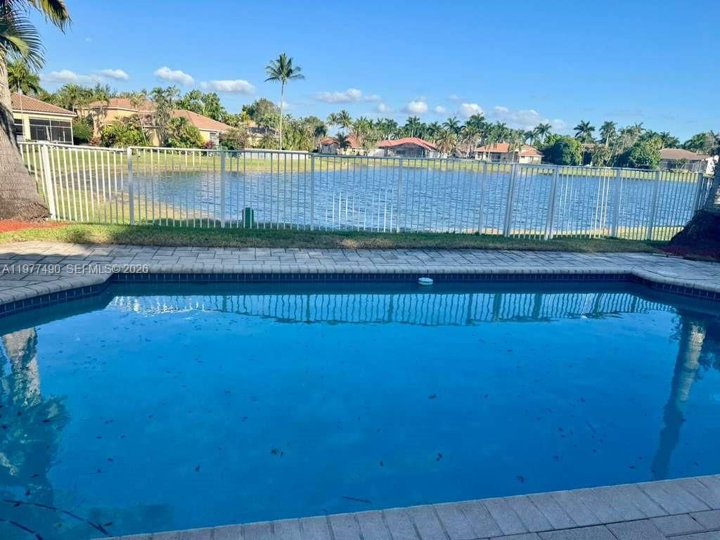 Photo of 2486 Bay Isle Dr #2486, Weston, FL 33327 (MLS # A11977490)