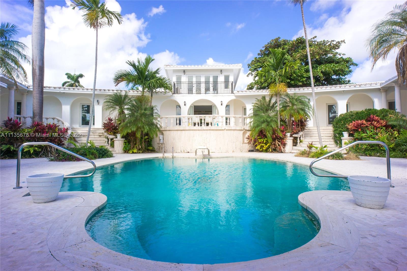 HOLLYWOOD LAKES SEC - Residential