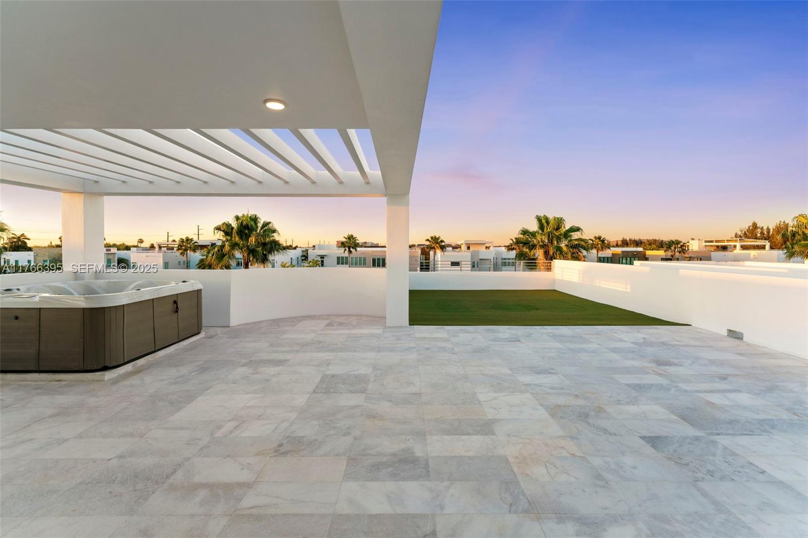 GRAND FLORIDIAN ESTATES - Residential