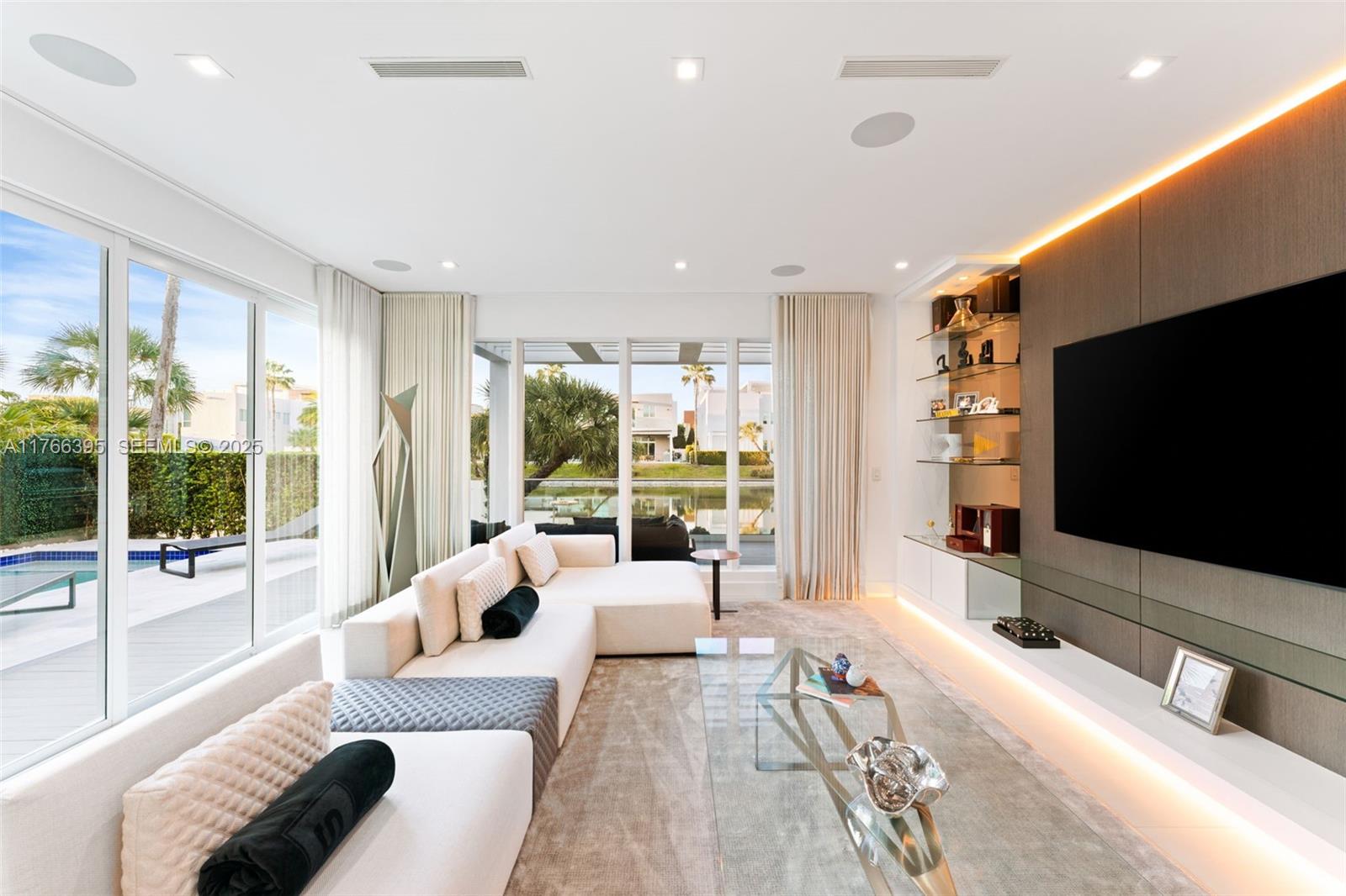 GRAND FLORIDIAN ESTATES - Residential