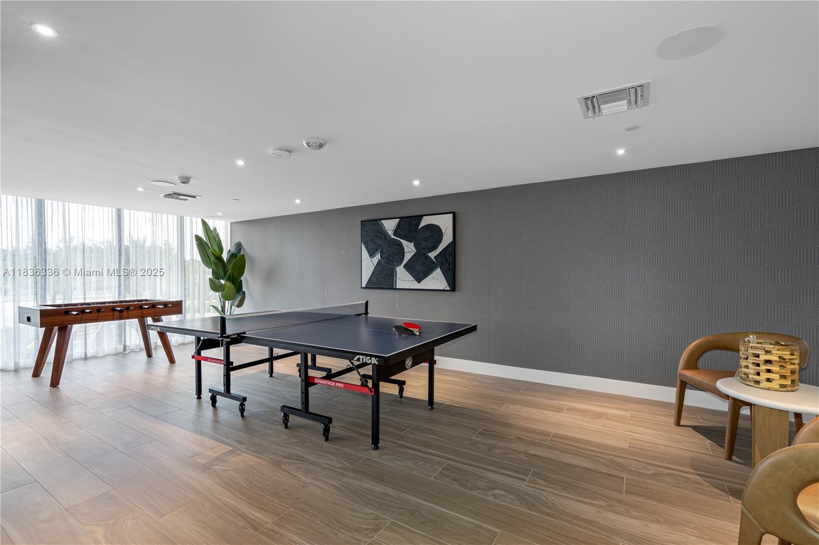 NORTH MIAMI BEACH PLACE - Residential Lease