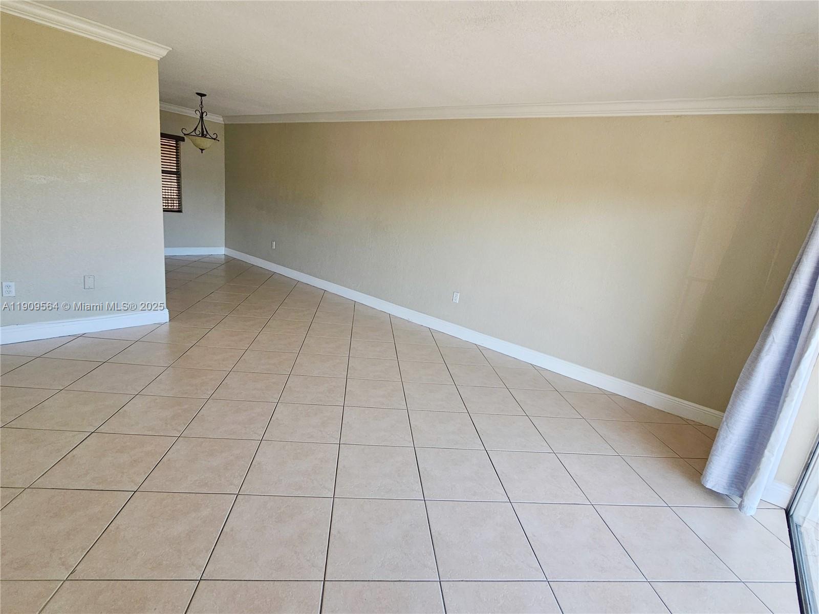 GALLOWOOD CONDO - Residential Lease