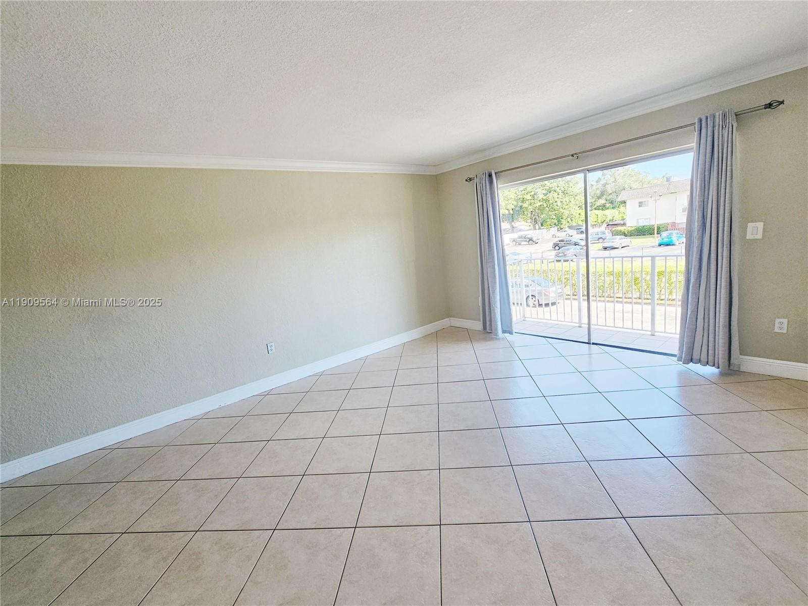 GALLOWOOD CONDO - Residential Lease