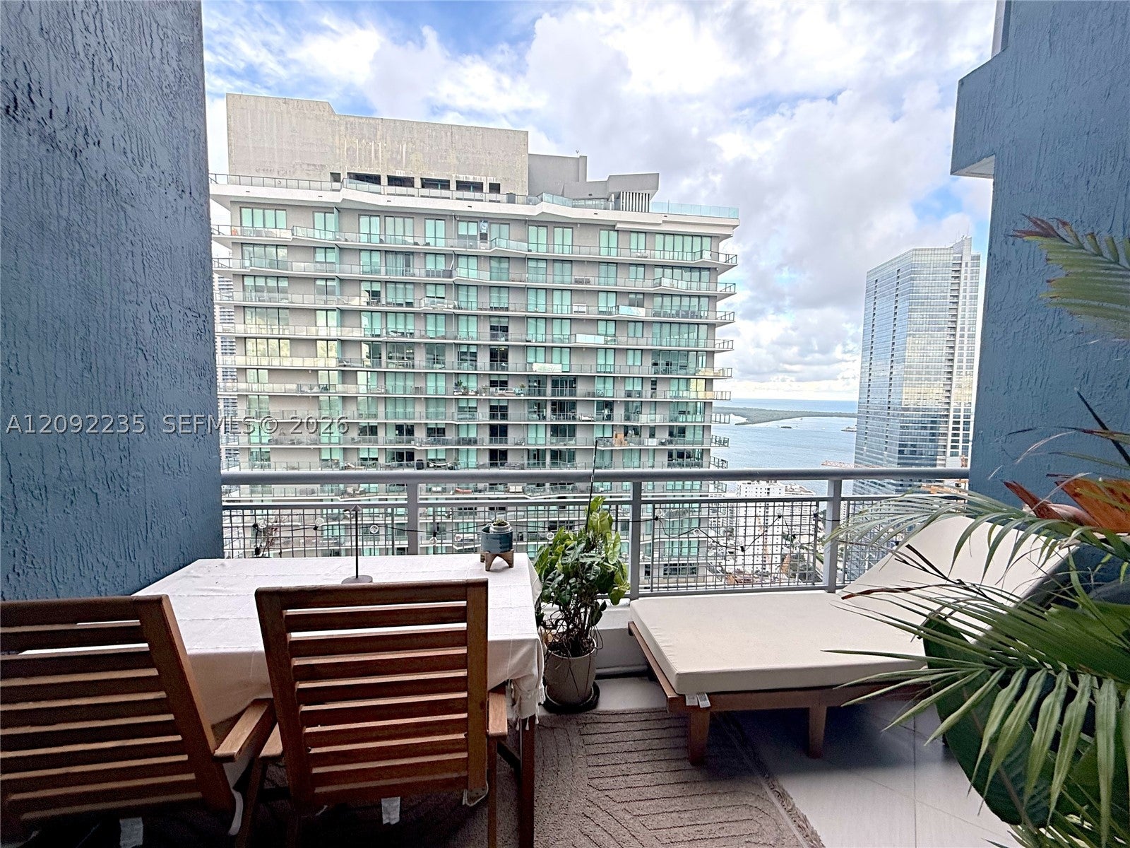 60 SW 13th St 4608