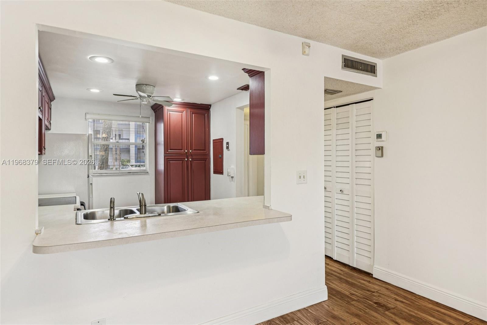 HOLIDAY SPRINGS VILLAGE 1 - Residential