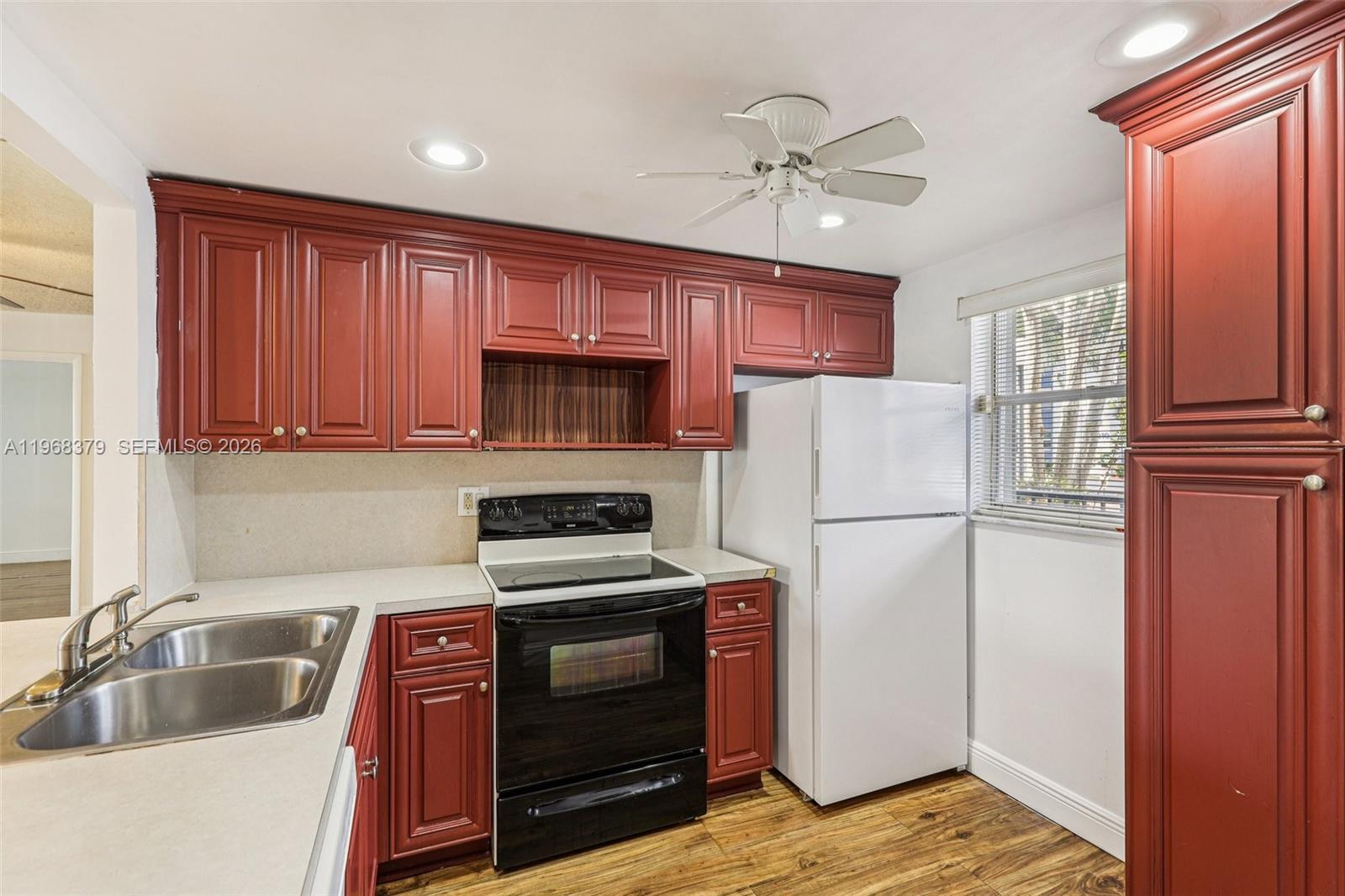 HOLIDAY SPRINGS VILLAGE 1 - Residential