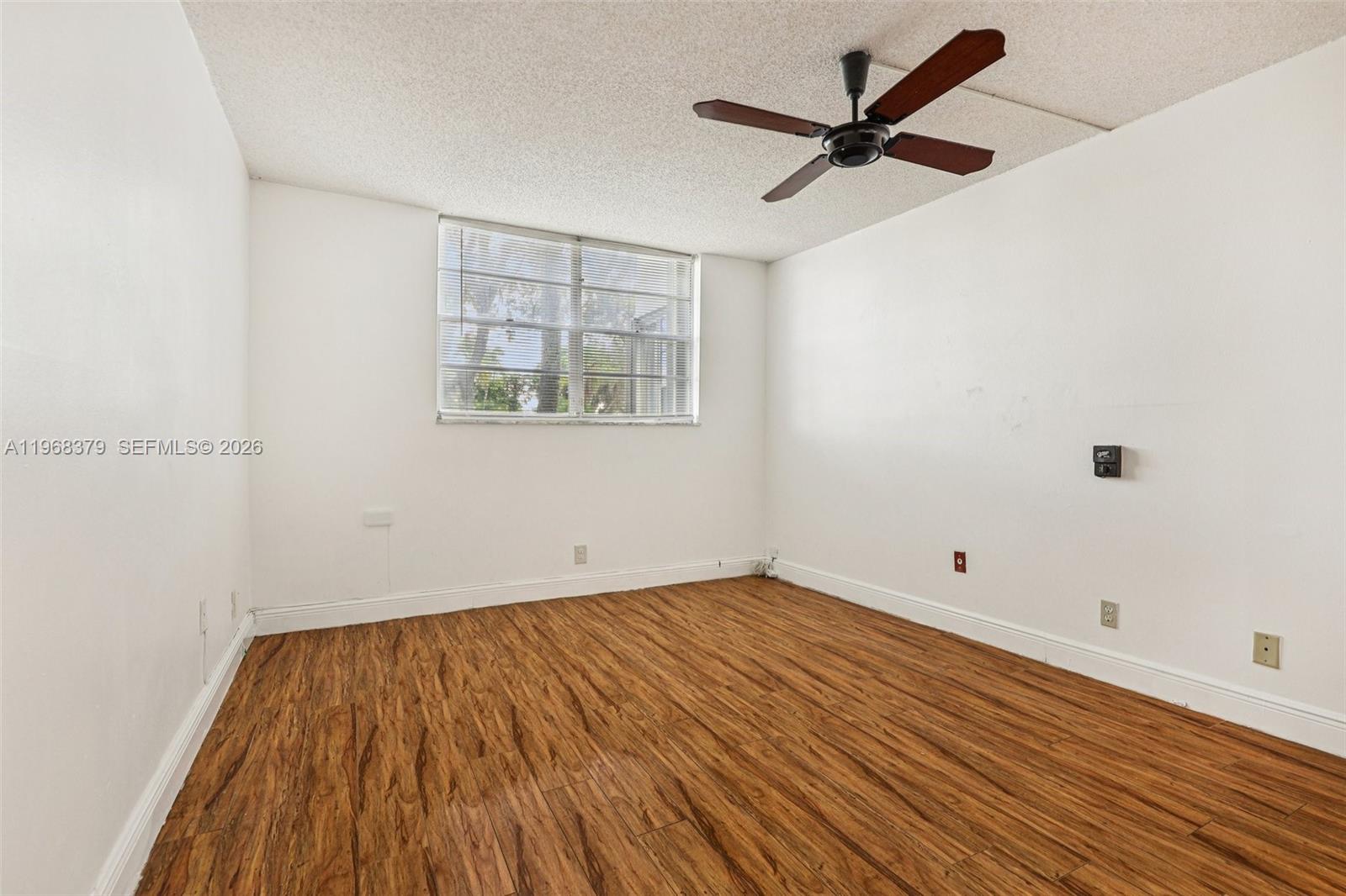 HOLIDAY SPRINGS VILLAGE 1 - Residential