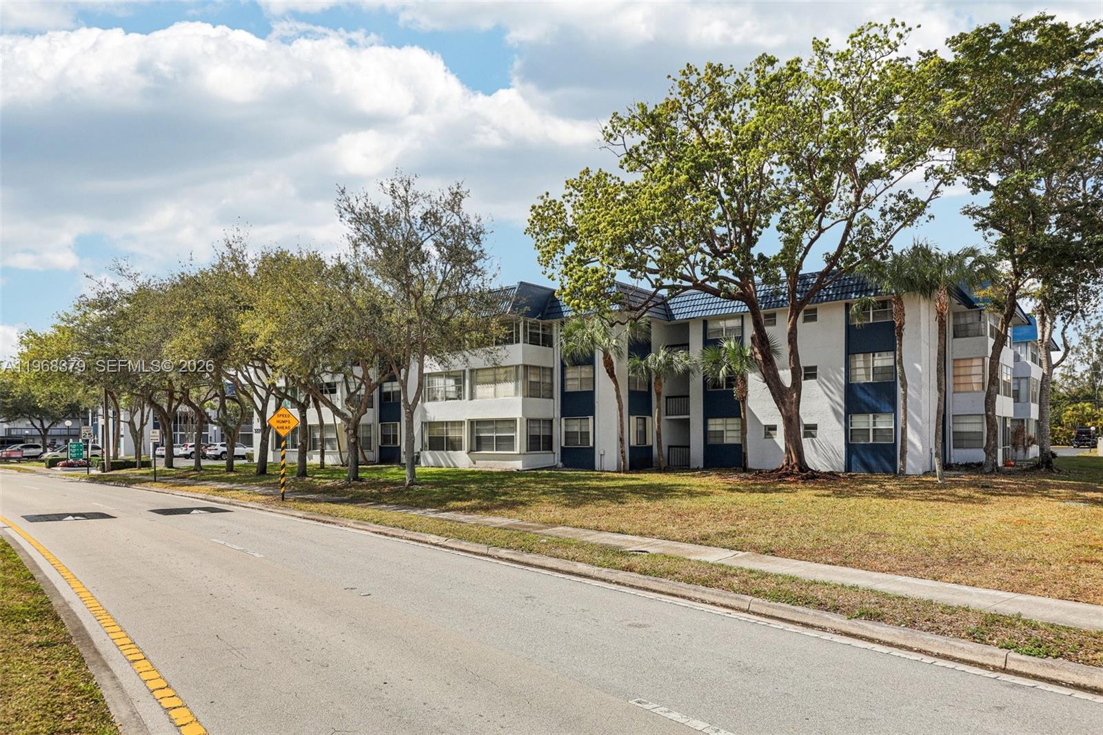 HOLIDAY SPRINGS VILLAGE 1 - Residential