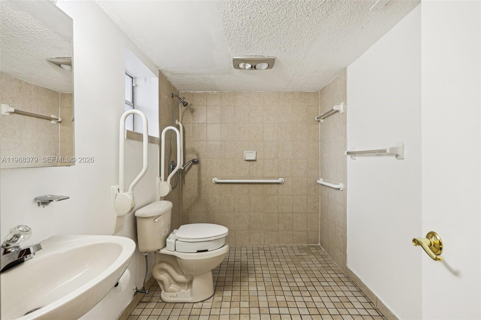 HOLIDAY SPRINGS VILLAGE 1 - Residential