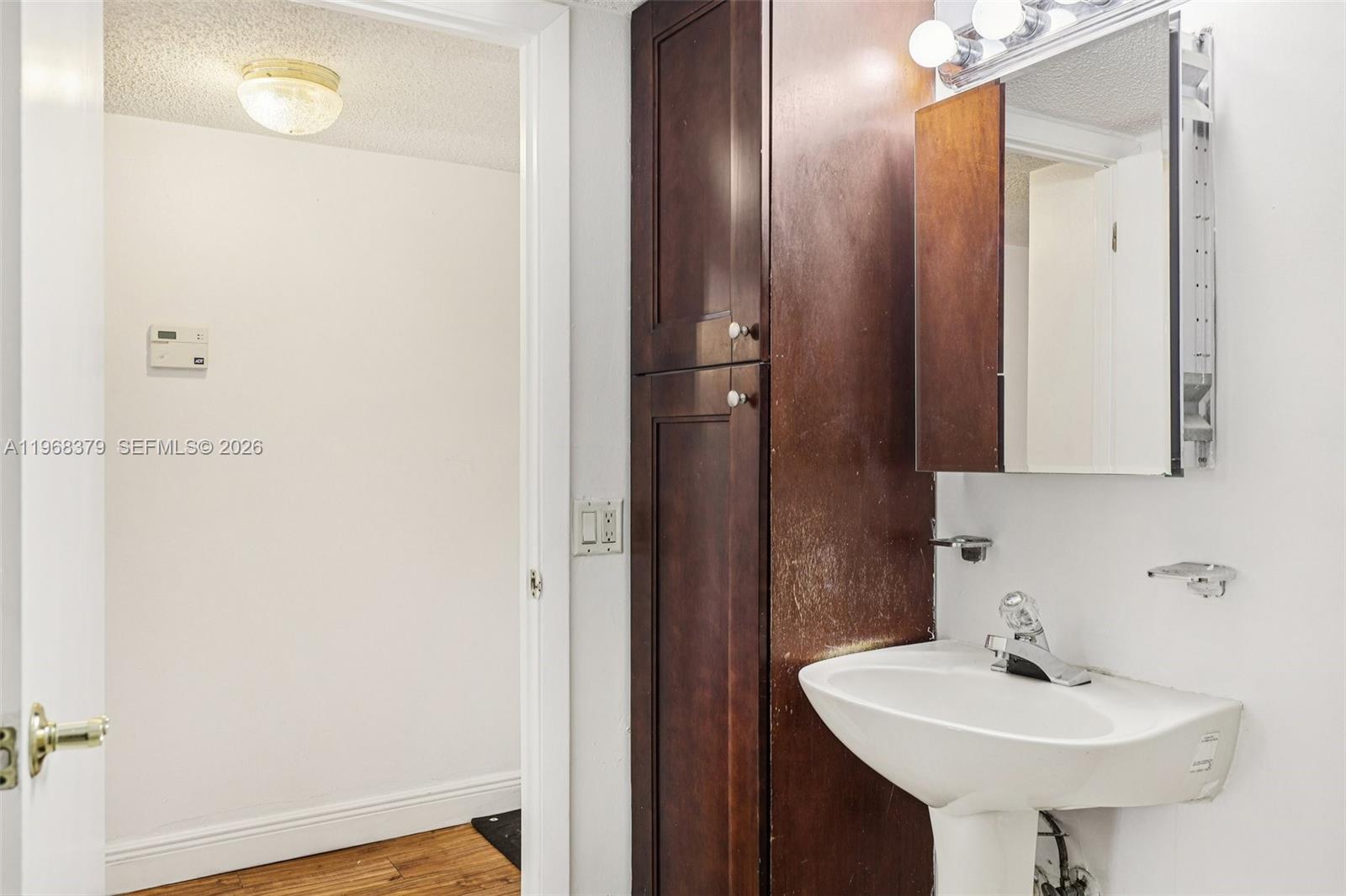 HOLIDAY SPRINGS VILLAGE 1 - Residential