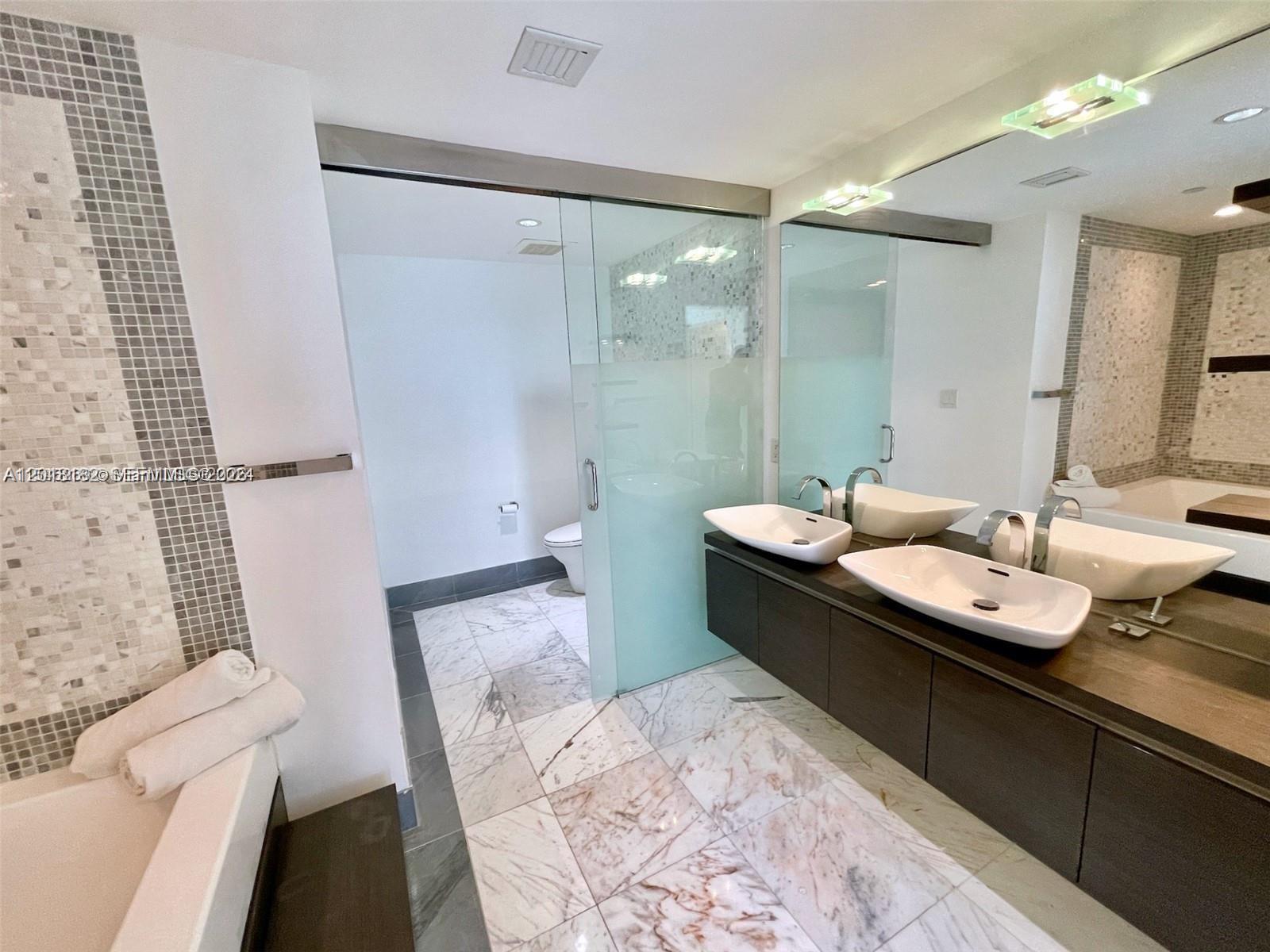200 Biscayne Boulevard Way 3110