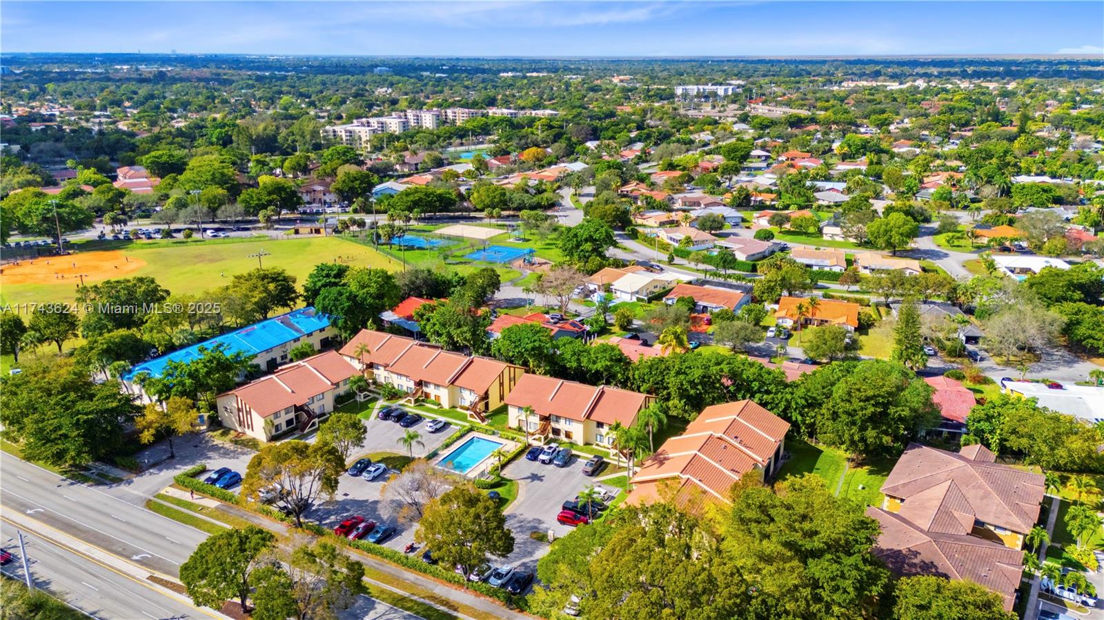 Photo 1 of 2576 Riverside Dr 415, Coral Springs, Florida, $215,000, Web #: 11743624