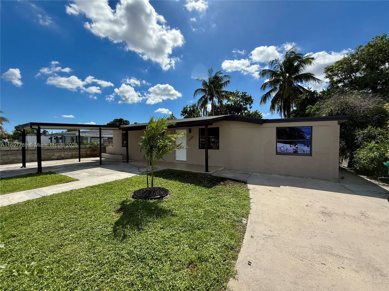 3440 NW 95th Ter