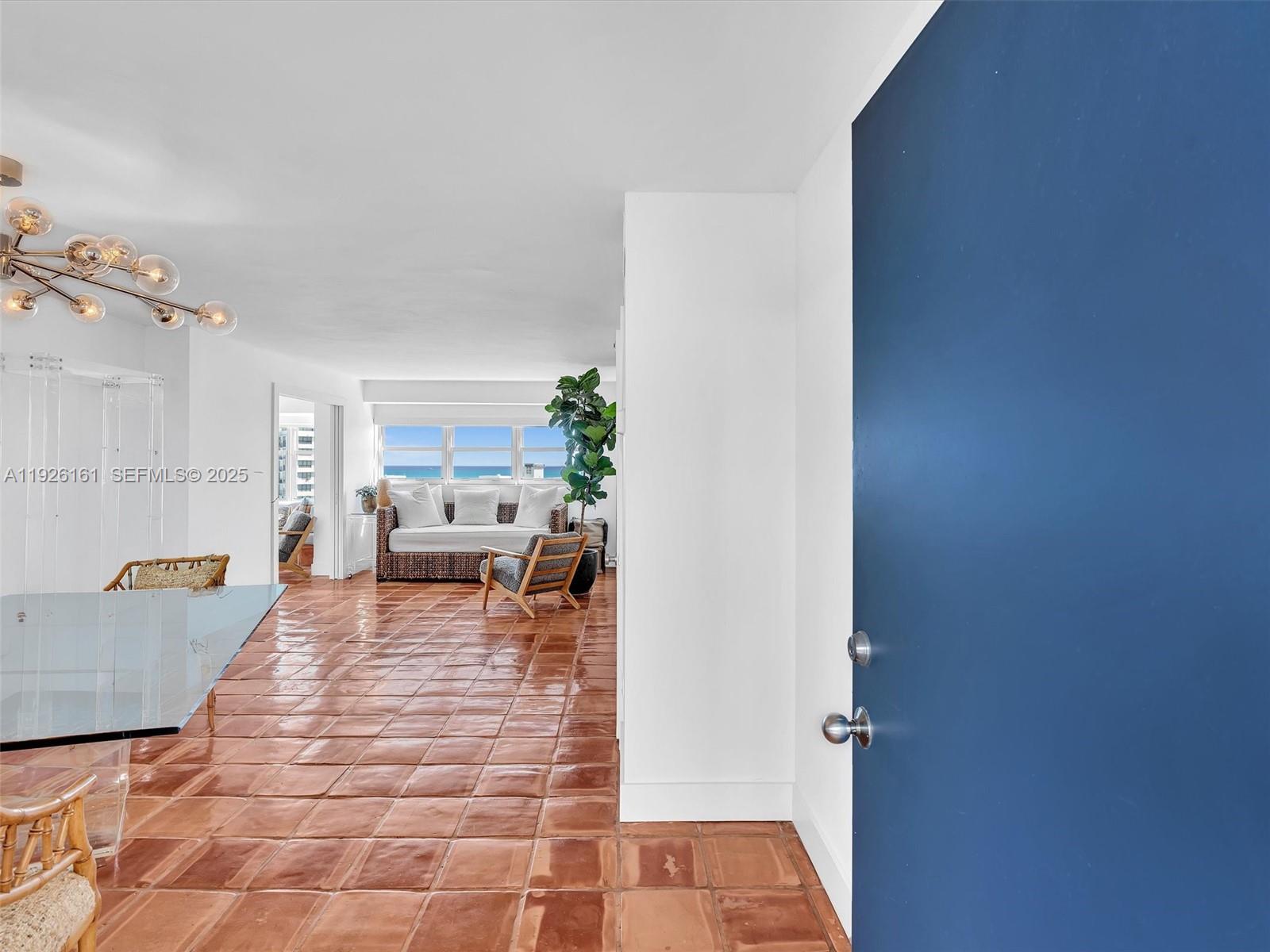 1881 Washington Ave 16E