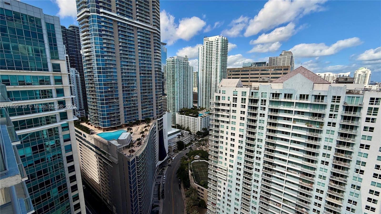 THE MARK ON BRICKELL COND - Residential
