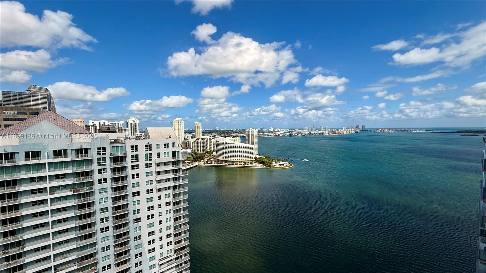 THE MARK ON BRICKELL COND - Residential