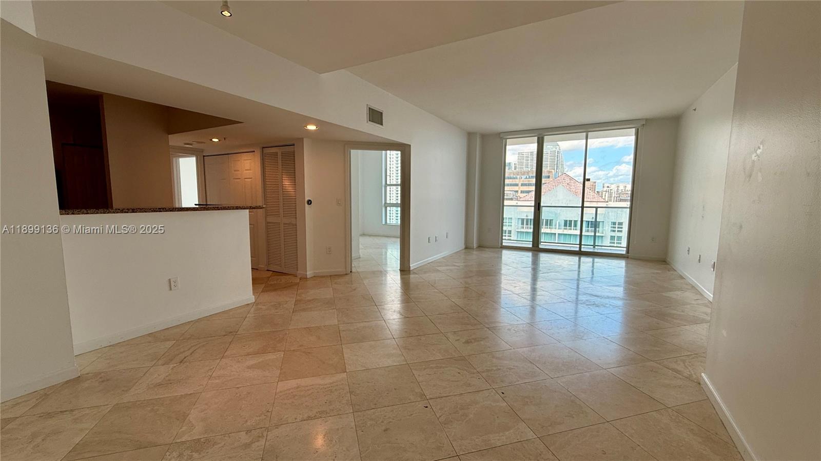 1155 Brickell Bay Dr PH104
