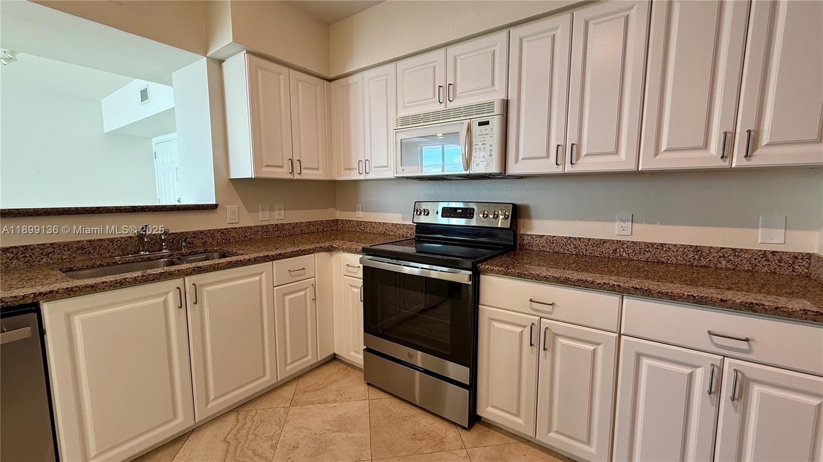 THE MARK ON BRICKELL COND - Residential