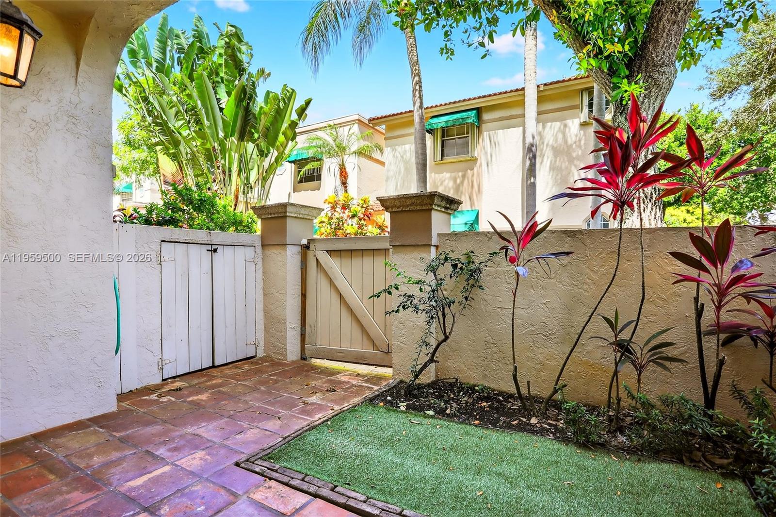 PLUM AT BOCA POINTE CONDO - Residential