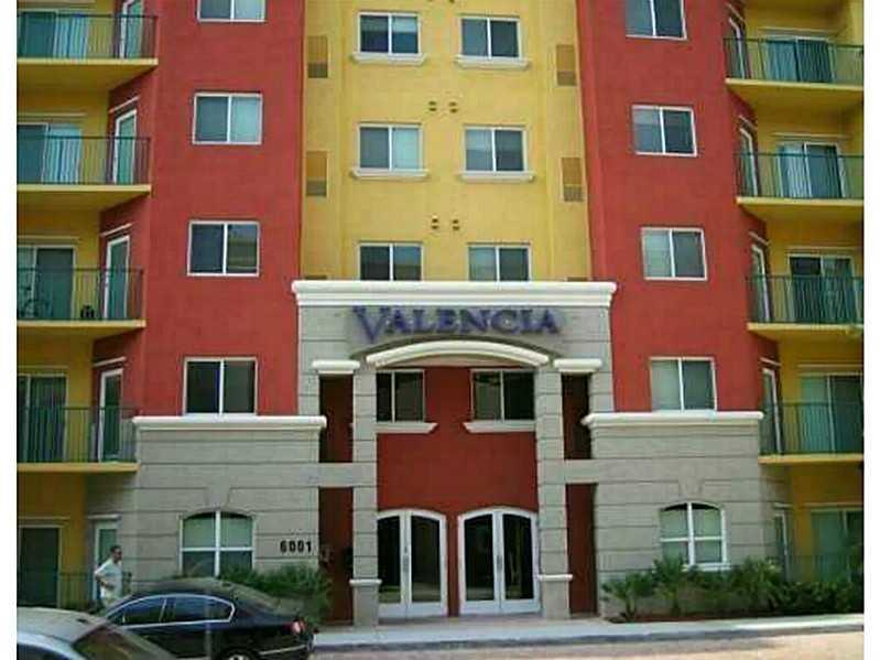 2/2 beautiful condo unit with pool view. Tile floor through out.2 assigned parking spaces. Walking Distance to Metro Station. Building amenities include spacious tropical garden, pool area w/gazebo & tanning deck, outdoor grills, gym, meditation garden, p arty room, internet cafe,24/7 w/building access card. Perfect for University of Miami Students and/or Medical Employees of South Miami Hospital. Ready to Move in on June 22nd. pet with $500 deposit and extra $50 monthly rent. Call today