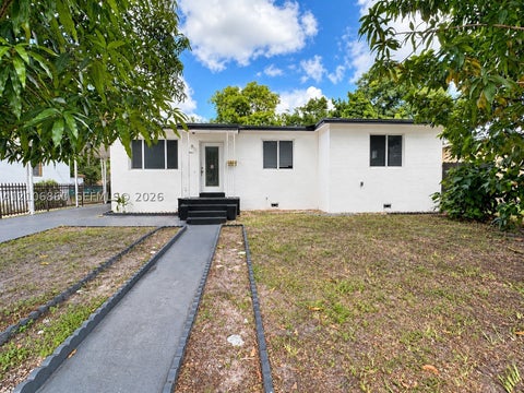 Photo of 921 NE 154th St, North Miami Beach, FL 33162 (MLS # A12106860)