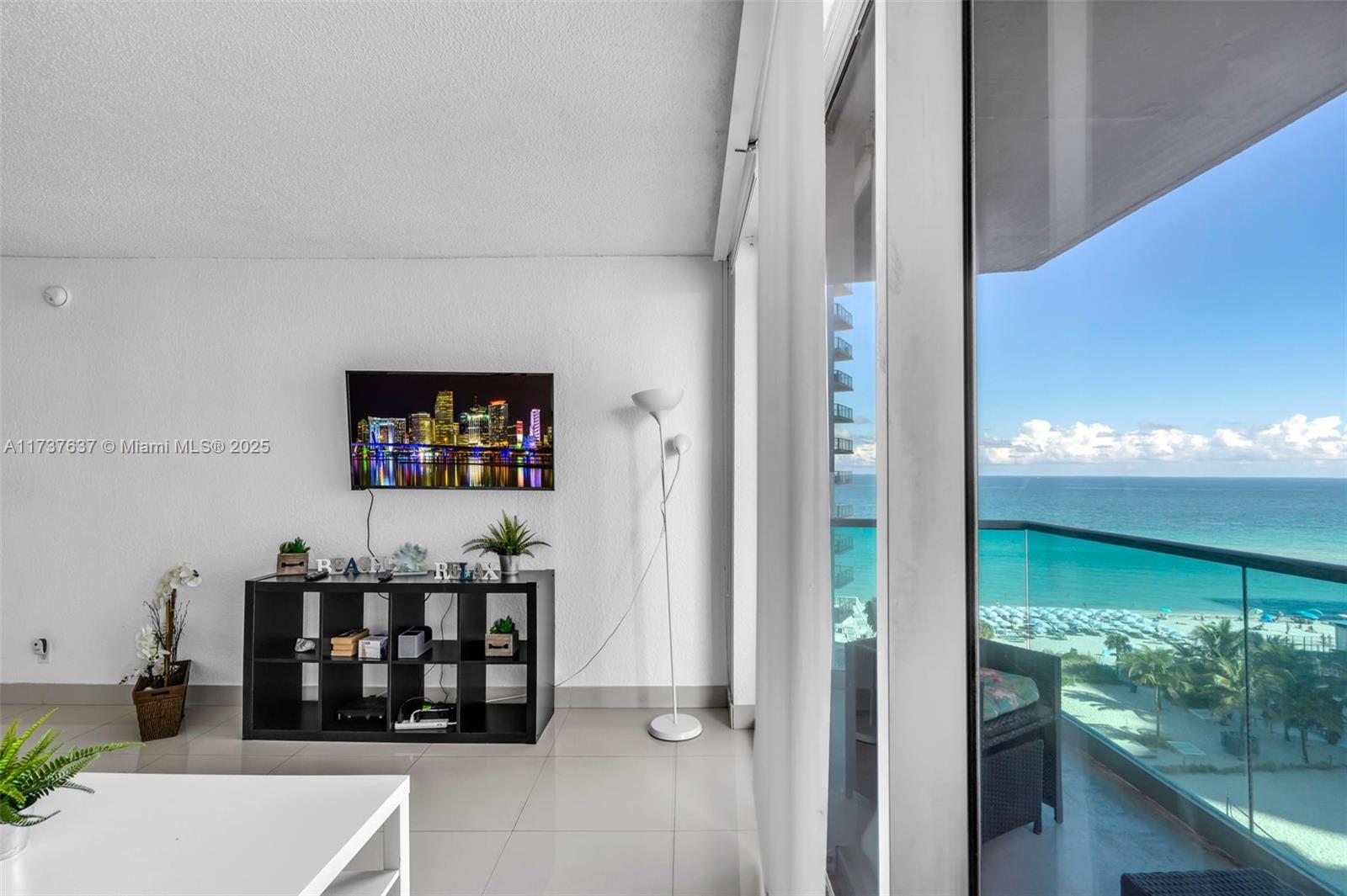 SIAN OCEAN RESIDENCES CON - Residential