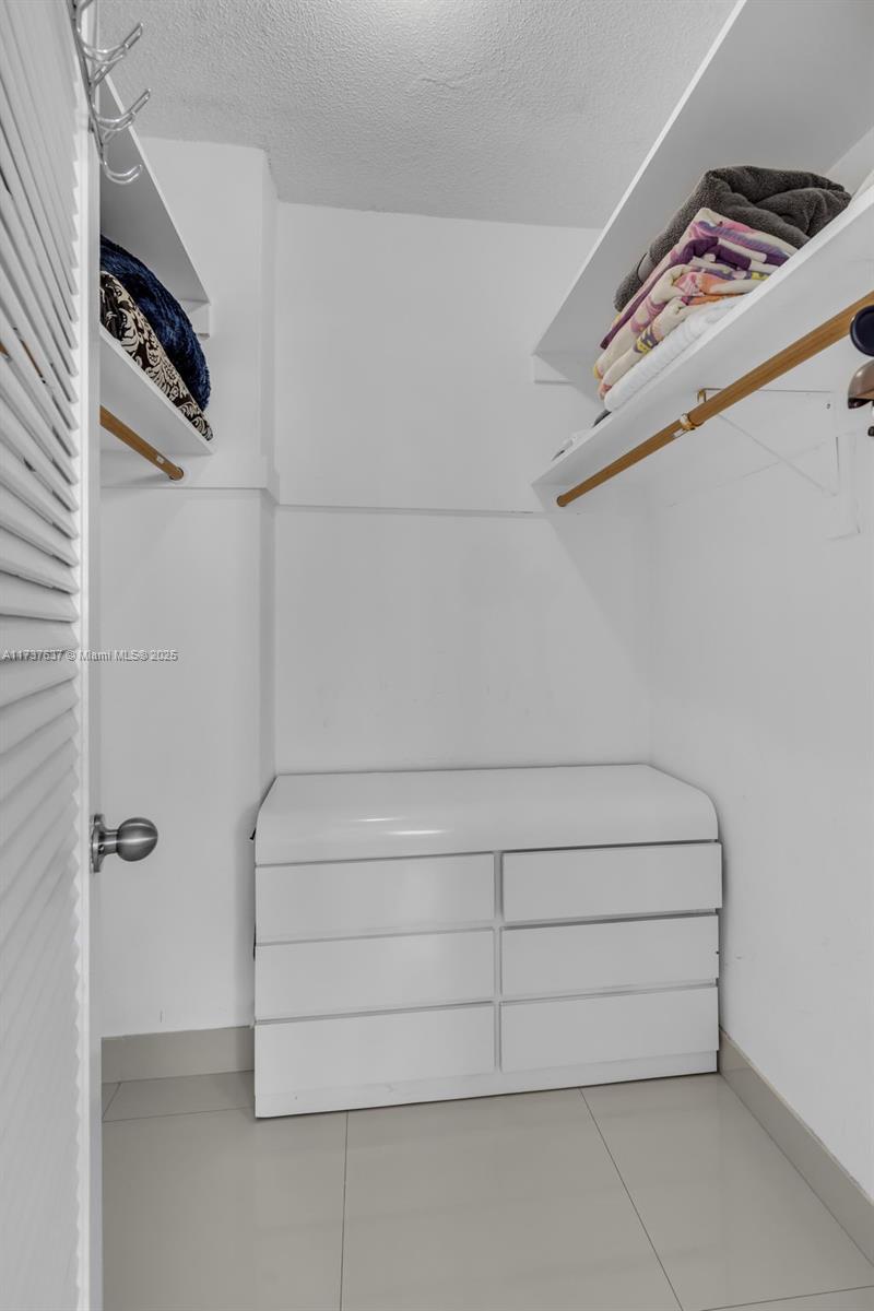 SIAN OCEAN RESIDENCES CON - Residential
