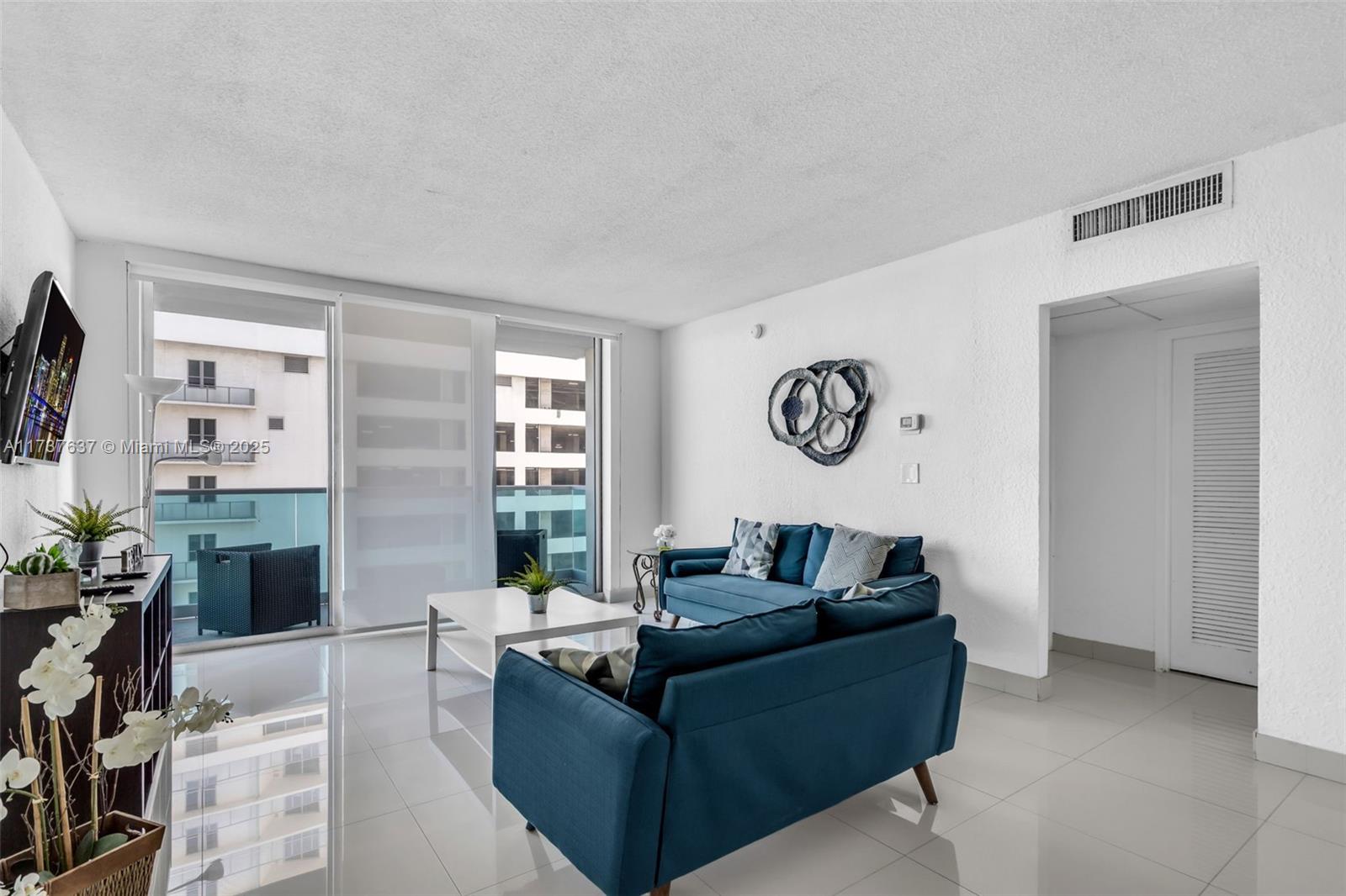 SIAN OCEAN RESIDENCES CON - Residential