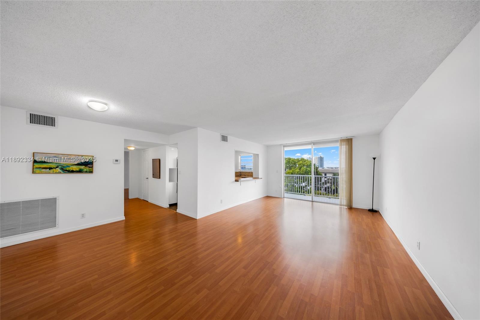 GOLDEN SURF TOWERS CONDO - Residential