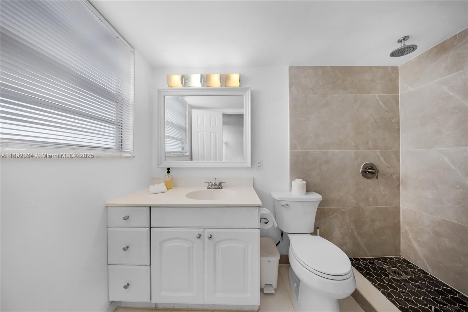 GOLDEN SURF TOWERS CONDO - Residential