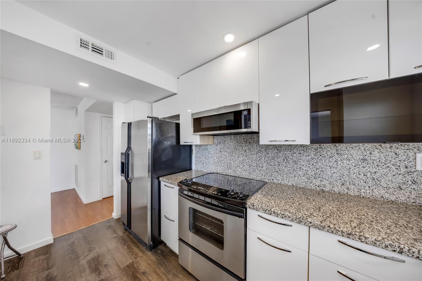 GOLDEN SURF TOWERS CONDO - Residential