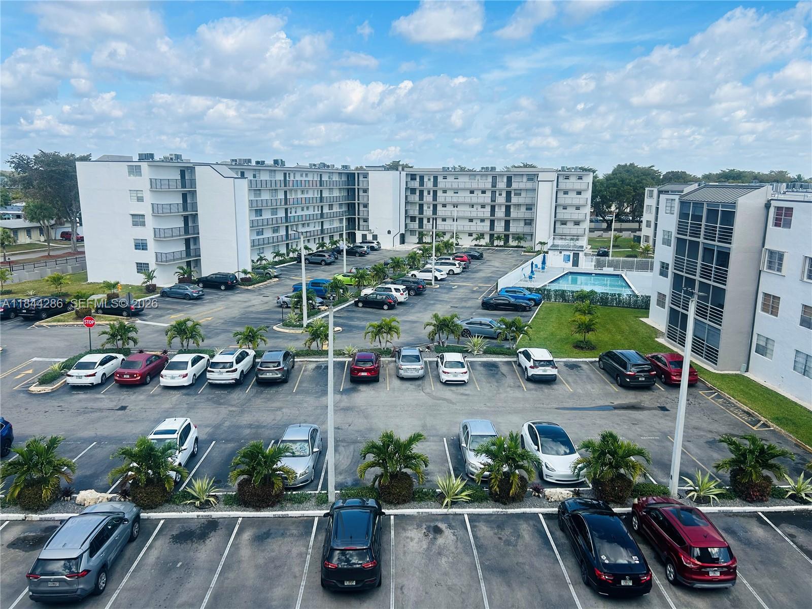 EL CONQUISTADOR NORTH CON - Residential