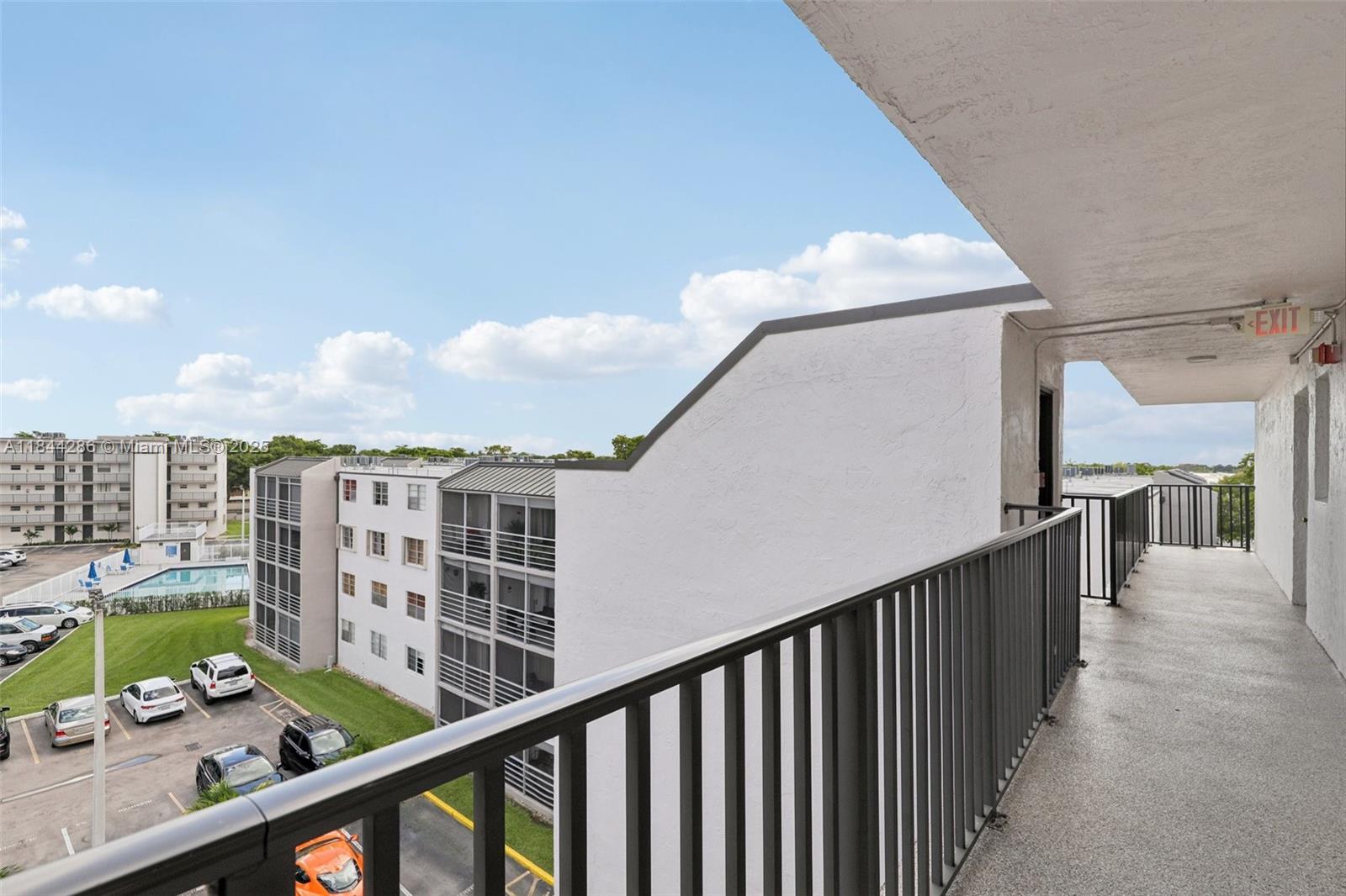 EL CONQUISTADOR NORTH CON - Residential