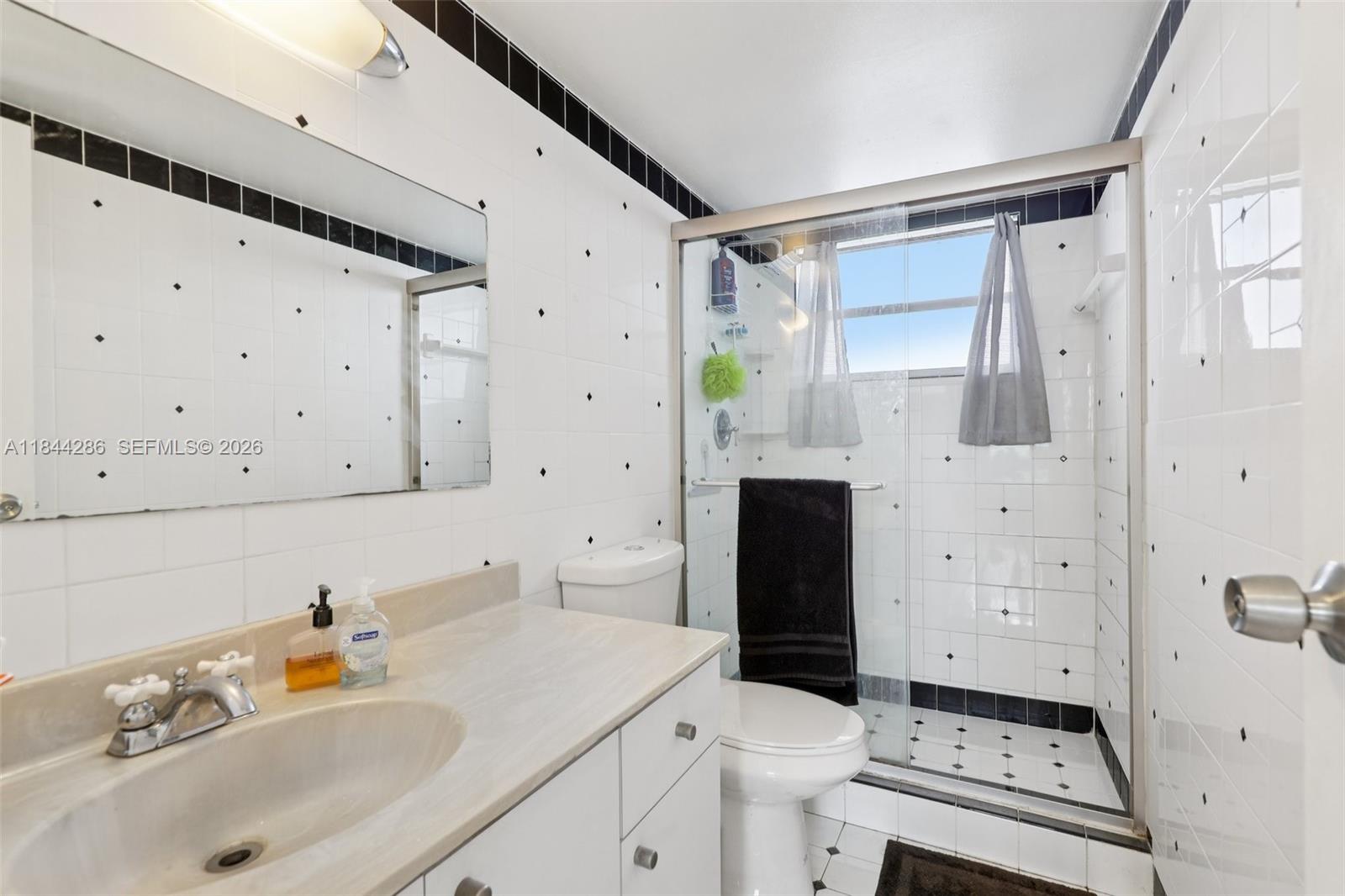 EL CONQUISTADOR NORTH CON - Residential