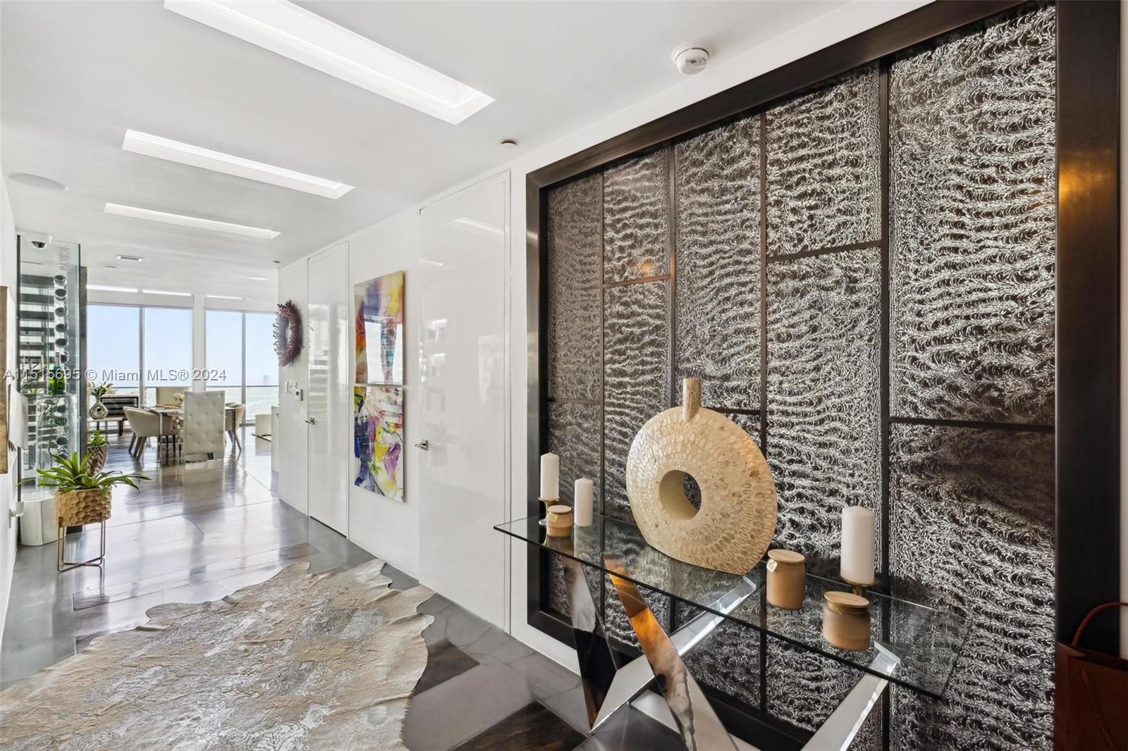 MARQUIS CONDO - Residential